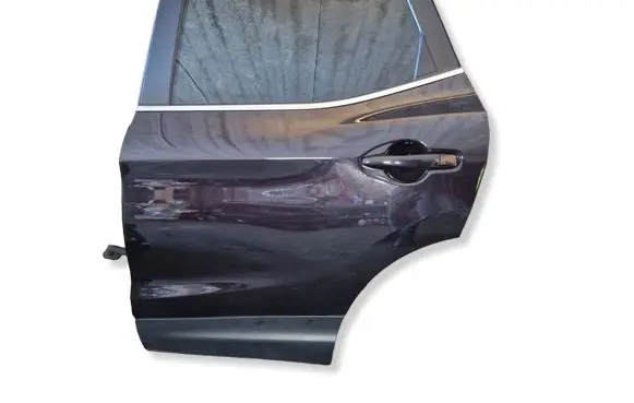Nissan Qashqai Rear door 