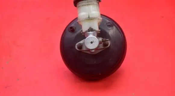 Honda HR-V Brake booster