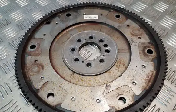 Jaguar XF X250 Flywheel 9677032680
