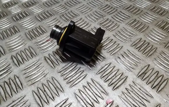 Volkswagen Eos Turbo solenoid valve 03C145710D