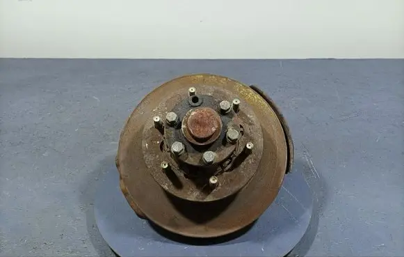 Mitsubishi Pajero Front wheel hub spindle knuckle 
