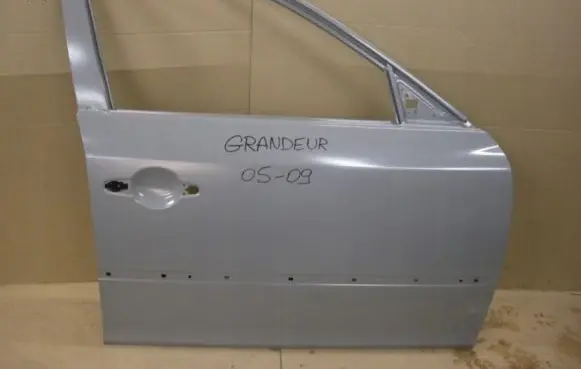 Hyundai Grandeur Front door
