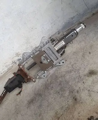 Volkswagen PASSAT CC Steering wheel axle 09284008