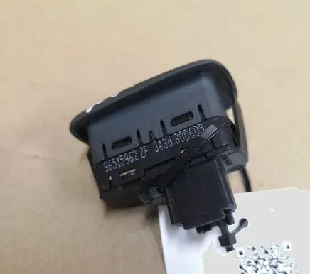 Citroen C5 Electric window control switch 96515962ZF