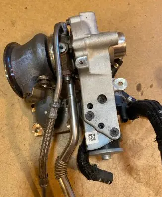 Peugeot 208 Turbo 9845031980 9016802 ZBS02375