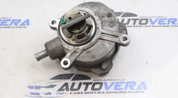 BMW 5 E60 E61 Vacuum pump 7635657