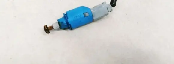Renault Scenic II - Grand scenic II Brake pedal sensor switch 8200168239 8200168239--B