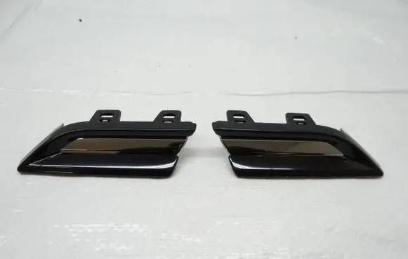 Peugeot 5008 II Front bumper splitter molding 9836826777