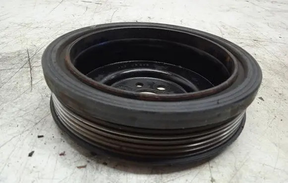 Volkswagen Caddy Crankshaft pulley 036105243
