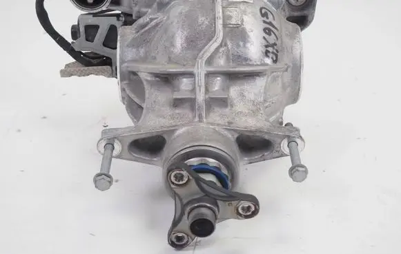 BMW 8 G15 Rear differential 8695523