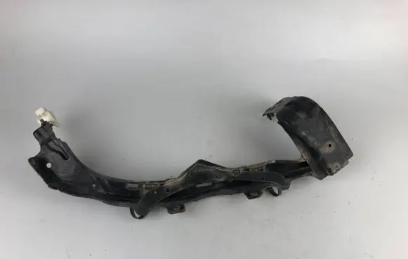 Headlight/headlamp mounting bracket