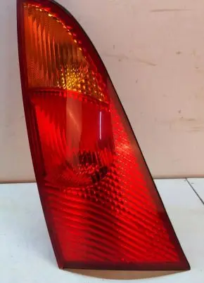 Ford Focus Rear/tail lights 1M5113405A