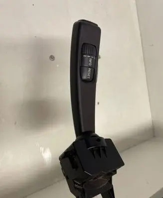 Volvo V50 Indicator stalk 17D770 PA6GF30