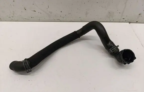 Volkswagen Golf VIII Engine coolant pipe/hose