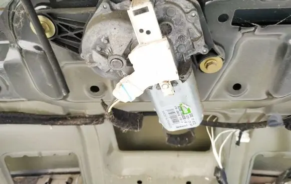 Renault Scenic II - Grand scenic II Rear window wiper motor 8200153458b 53018912