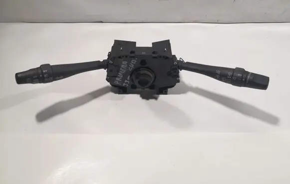 Nissan Primera Wiper turn signal indicator stalk/switch 54353339 5435335