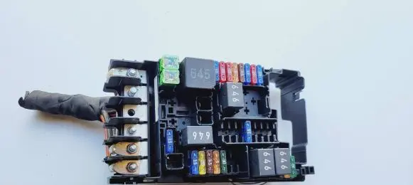 Volkswagen Golf VII Fuse box set 5Q0937125A