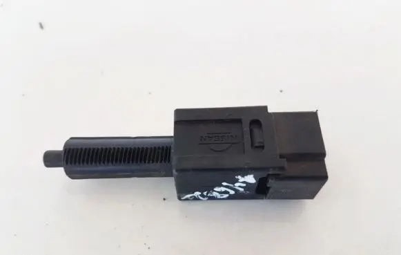 Nissan Almera N16 Brake pedal sensor switch
