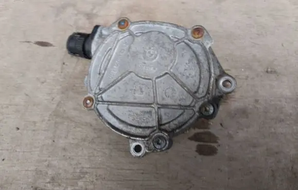 BMW 3 E90 E91 Vacuum pump 0313337124