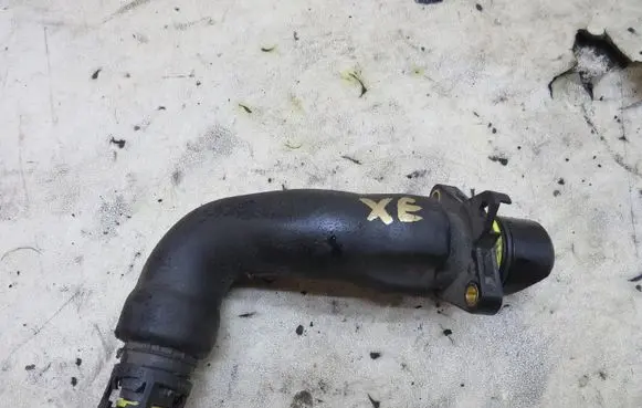 Jaguar XE Breather hose/pipe GMAUTO4574097