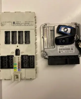 BMW 3 F30 F35 F31 Engine ECU kit and lock set 8578944 031348626 0281030871