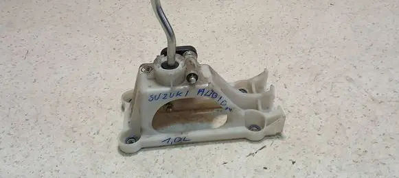 Suzuki Alto Gear shifter/selector