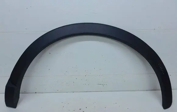 Audi Q3 8U Front arch trim 8U0853817B 8U0853817