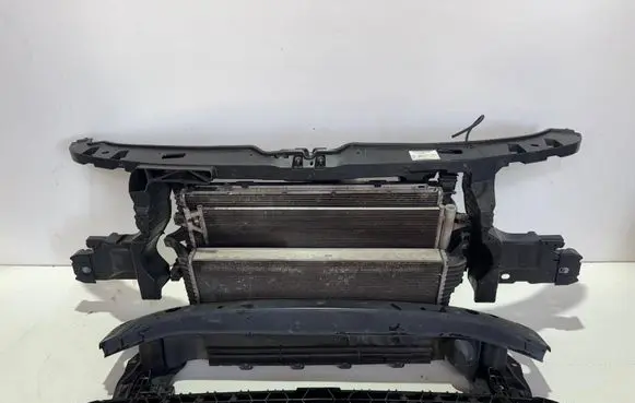 Volkswagen Multivan T6 Radiator support slam panel