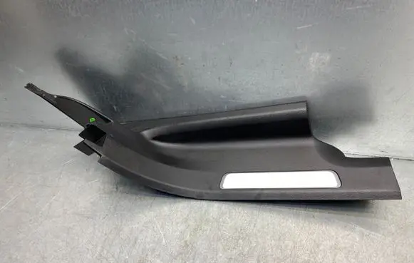 Volvo XC90 Side skirt rear trim 39829998 32244313