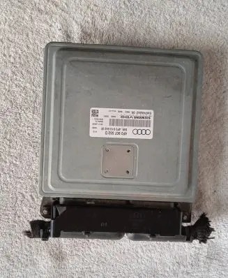 Audi A6 S6 C6 4F Engine control unit/module 4F0907552D 4F0910552M 5WP45242
