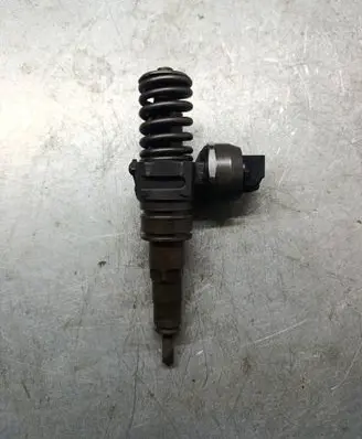 Ford Galaxy Fuel injector 038130073ah