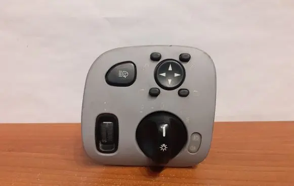 Mercedes-Benz C W203 Light switch 04058541 7201