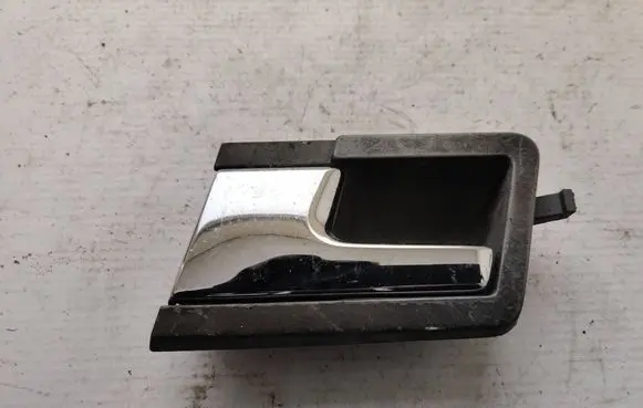 Volkswagen Transporter - Caravelle T4 Front door interior handle 701837019A