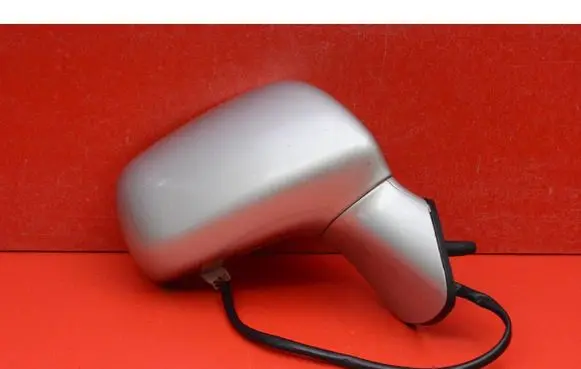 Toyota Corolla Verso E121 Front door electric wing mirror 015857