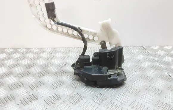 KIA Cerato Rear door lock