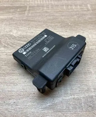 Volkswagen Caddy Gateway control module 1K0907530H 1K0907951