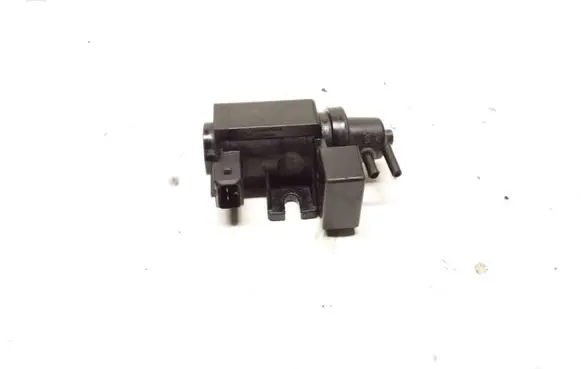 BMW 3 E90 E91 Vacuum valve 7796634