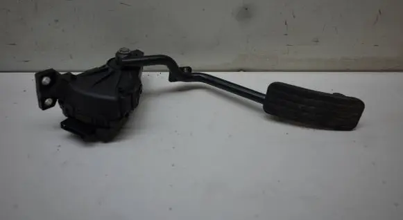 Jaguar XF X250 Accelerator throttle pedal 8X239F832A