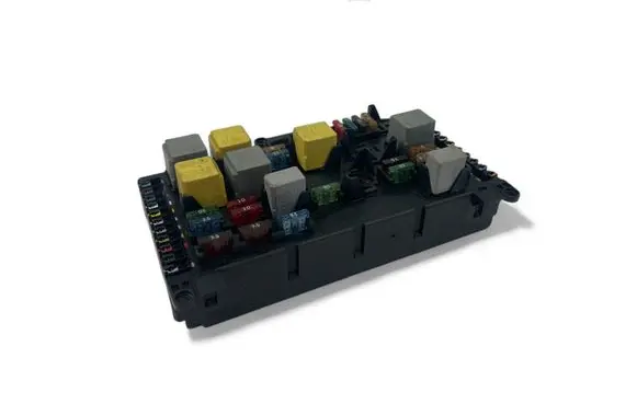 Mercedes-Benz Vito Viano W639 Fuse module 518878004