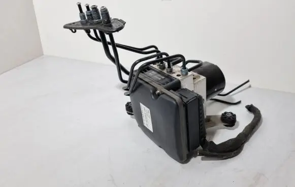BMW 7 F01 F02 F03 F04 ABS Pump 6791175 6791173 DSCF01
