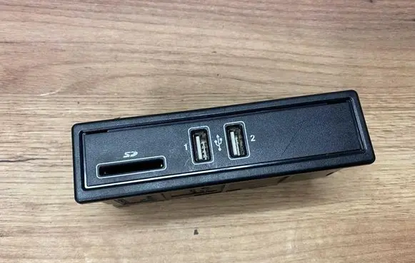 Mercedes-Benz C W205 USB socket connector A2058200226