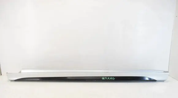 Mercedes-Benz GLE W167 Front sill (body part) A1676982101