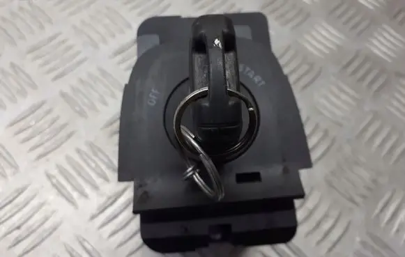 Fiat Croma Ignition lock 7354473430