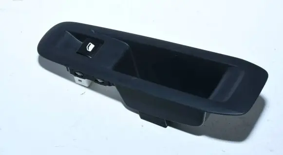 Peugeot 308 Electric window control switch 96762292ZD