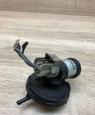 Chrysler Voyager Turbo solenoid valve 04287648AB