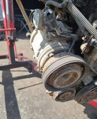 KIA Cerato Air conditioning (A/C) compressor (pump)