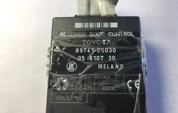 Toyota Avensis T220 Other control units/modules 8974105030 05810730