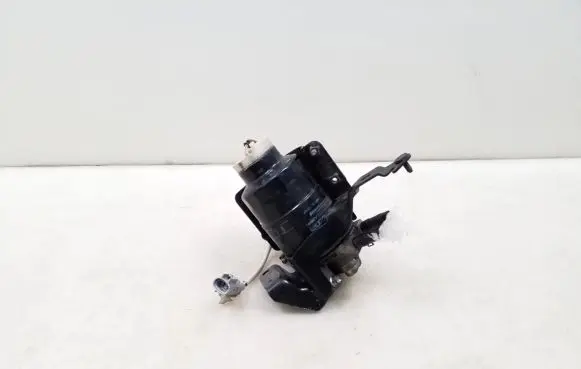 Mazda CX-7 Fuel filter housing 