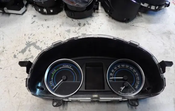 Toyota Auris E180 Speedometer (instrument cluster) 838000ZW31