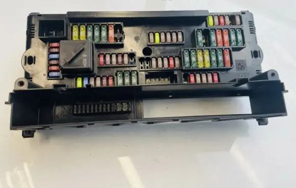 BMW 5 GT F07 Fuse box set 923442101 9234421-01